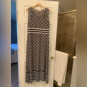Black and White Maxi dress.  Chicos.  Size 2